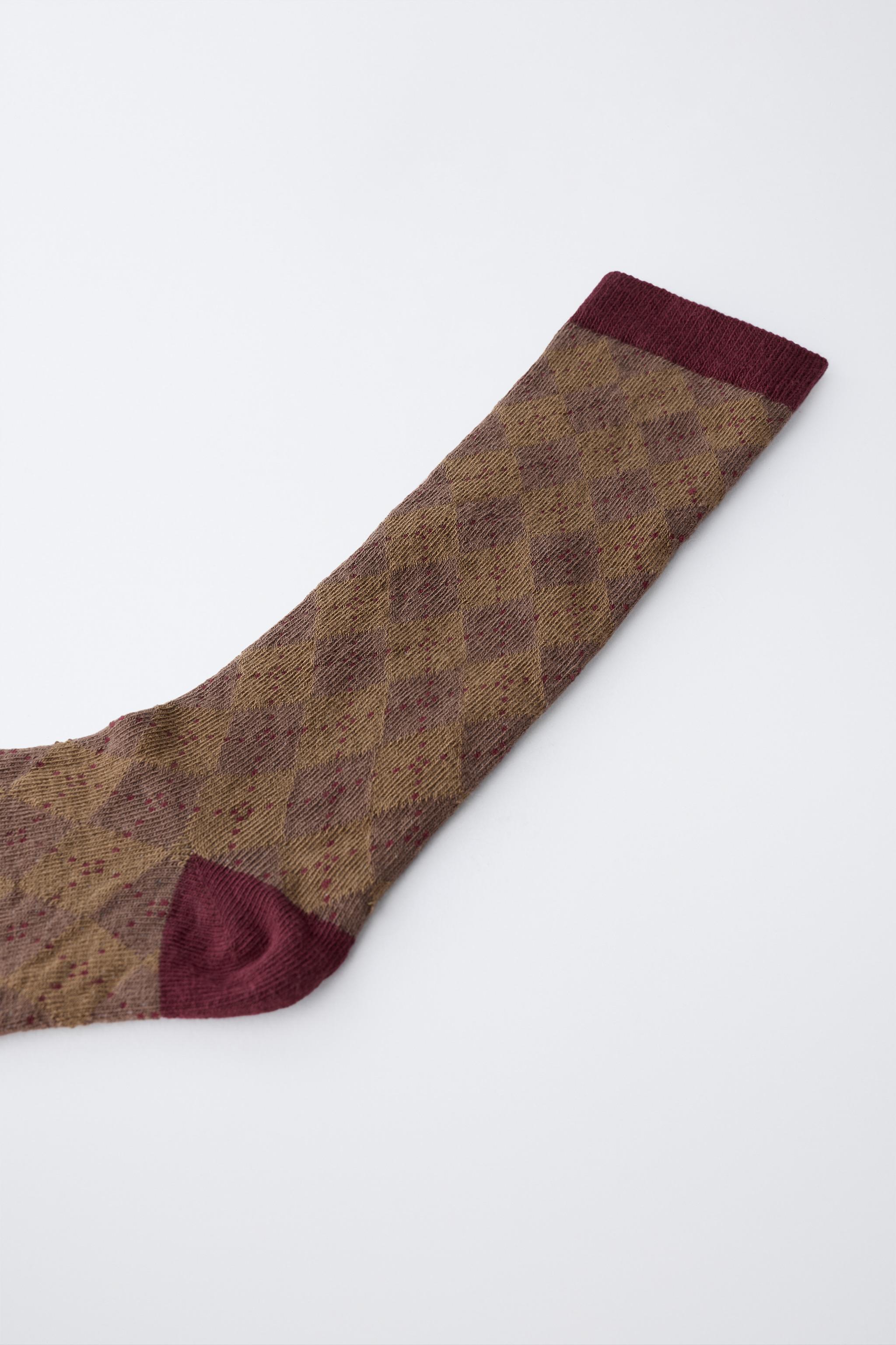 CHAUSSETTES HAUTES À LOSANGES